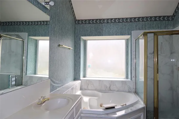 $2,600 | 2816 Kings Gate Drive, Carrollton, TX 75006