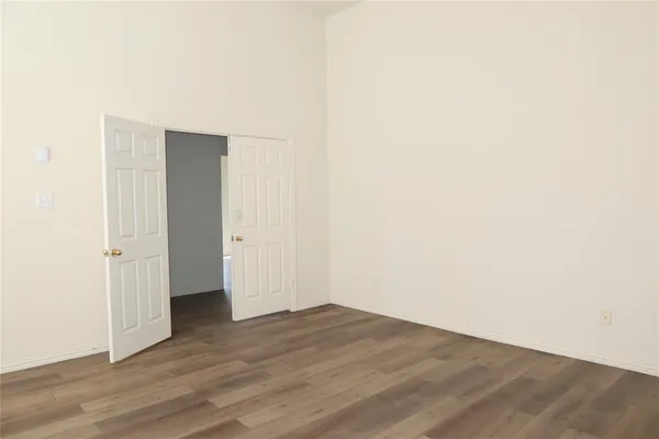 $2,600 | 2816 Kings Gate Drive, Carrollton, TX 75006