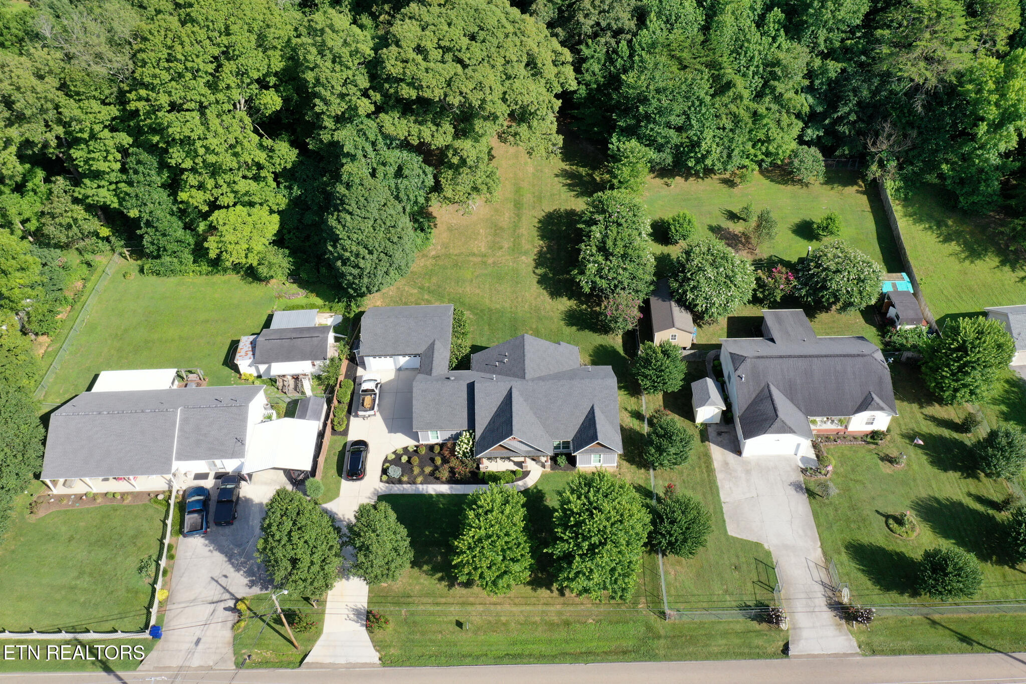 5818 Carter Road Knoxville, TN 37918 - Photo 3 of 27 Aerial Full Property