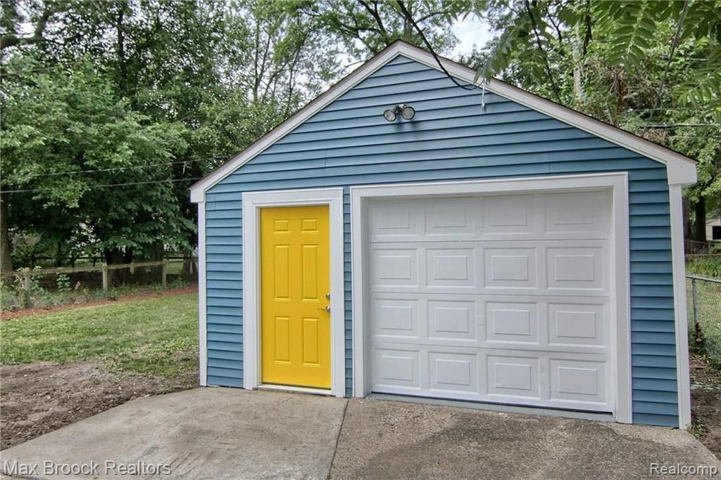 543 Stratford Road Ferndale, MI 48220 - Photo 21 of 21