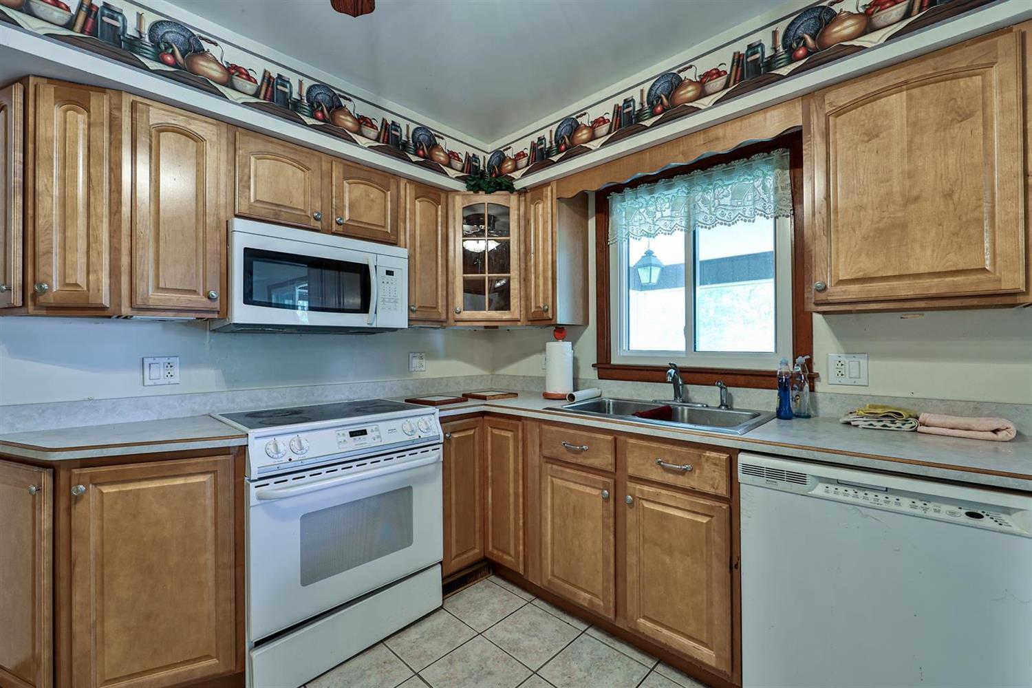 5891 Hendrickson Road Franklin, OH 45005 - Photo 12 of 26 Gallery Image 12
