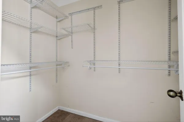 $1,900 | 1954 Kennedy Drive, Unit 102, McLean, VA 22102