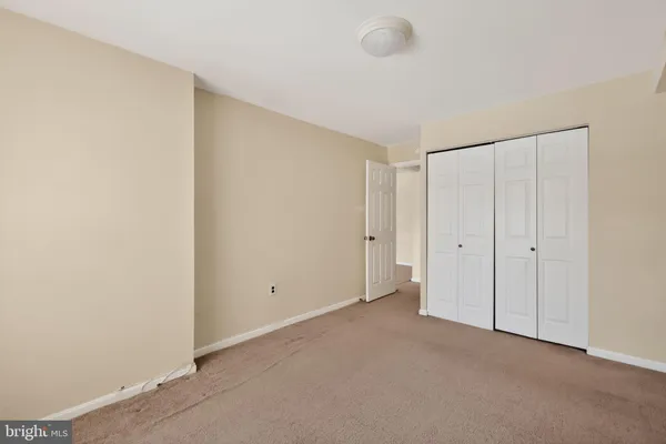 $1,900 | 1954 Kennedy Drive, Unit 102, McLean, VA 22102