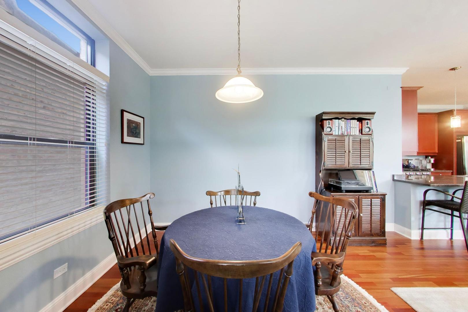 1908 West Irving Park Road, Unit 202 Chicago, IL 60613 - Photo 10 of 34 Gallery Image 10