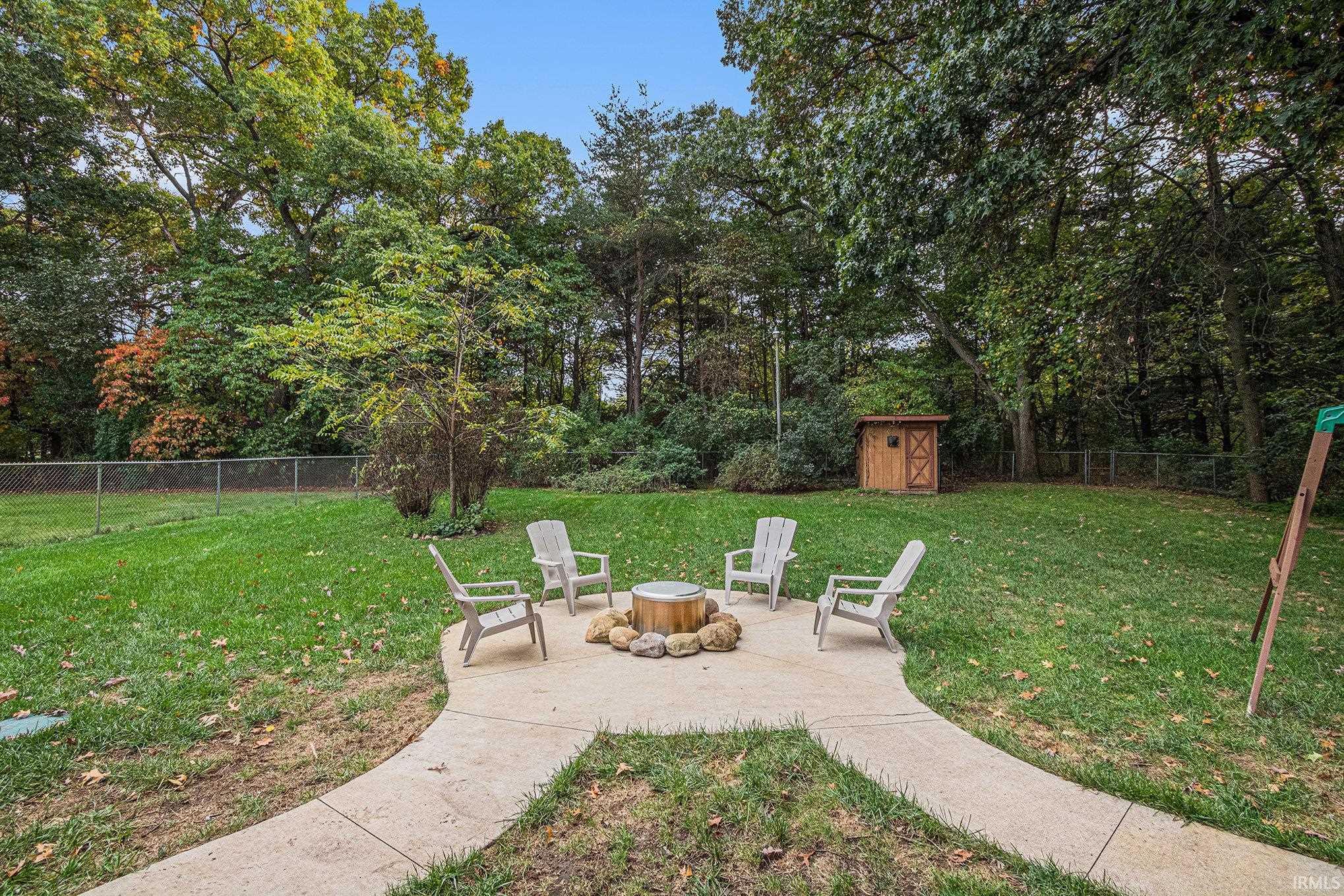 10080 Dunn Road Osceola, IN 46561 - Photo 4 of 32 Gallery Image 4