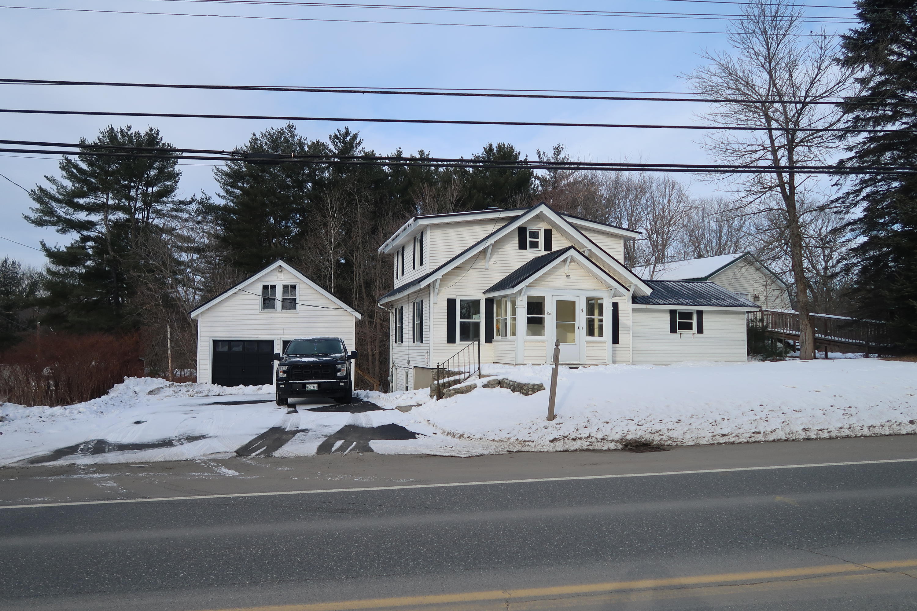 468 Riverside Drive Augusta, ME 04330 - Photo 4 of 22 IMG_2528