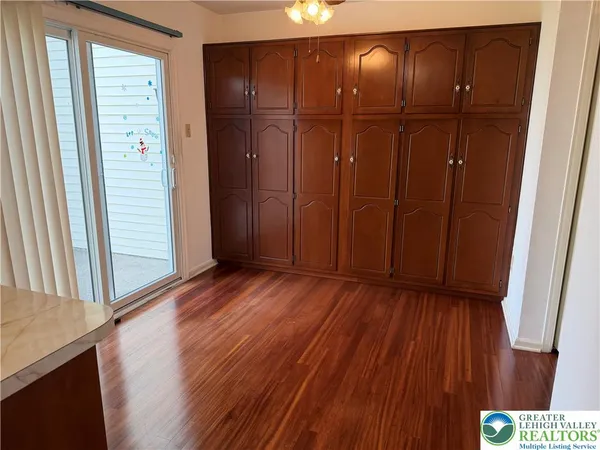 $339,900 | 1004 Briarwood Drive, Bethlehem, PA 18020