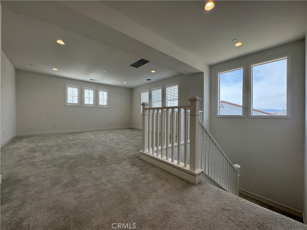 13562 Pointer Court Riverside, CA 92503 - Photo 37 of 42 an empty room with windows