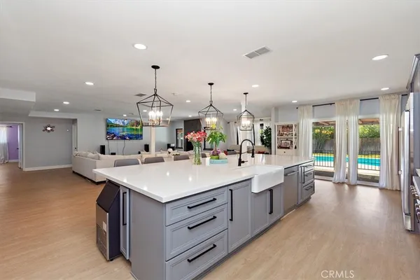 $1,235,000 | 2105 Oxford Avenue, Claremont, CA 91711