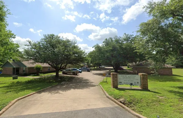 $650 | 109 South Dunbar Lane, Emory, TX 75440