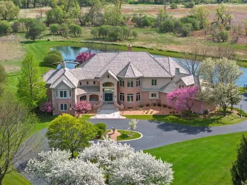 $2,349,999 | N84W36411 Riverwood Lane, Oconomowoc, WI 53066