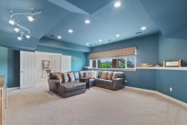 $2,349,999 | N84W36411 Riverwood Lane, Oconomowoc, WI 53066