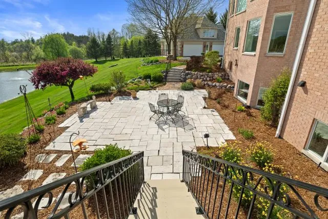 $2,349,999 | N84W36411 Riverwood Lane, Oconomowoc, WI 53066