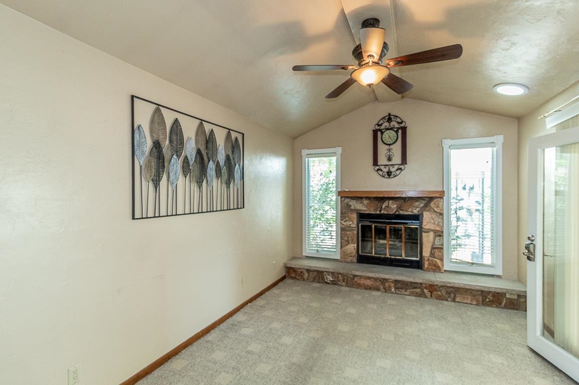200 East Pershing Street Appleton, WI 54911 - Photo 12 of 65