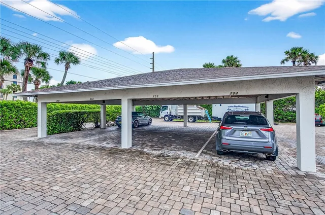 $375,000 | 4601 Highway A1a, Unit 102, Vero Beach, FL 32963
