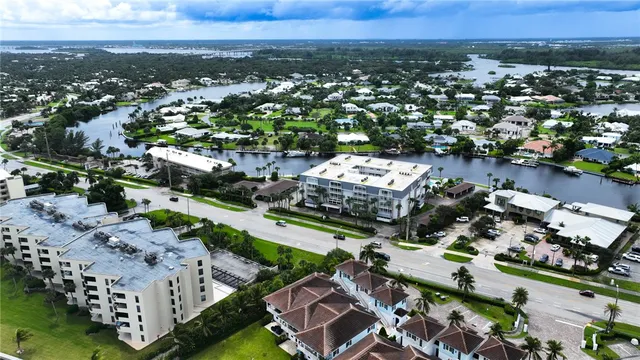 $375,000 | 4601 Highway A1a, Unit 102, Vero Beach, FL 32963