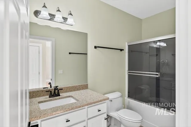 $575,000 | 815 Northwest Valley View Drive, Pullman, WA 99163