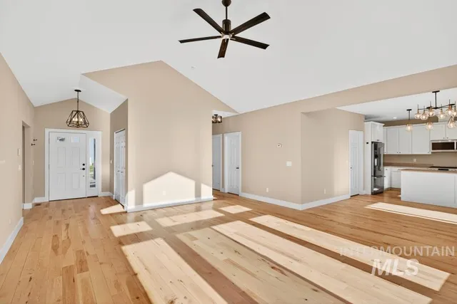 $575,000 | 815 Northwest Valley View Drive, Pullman, WA 99163