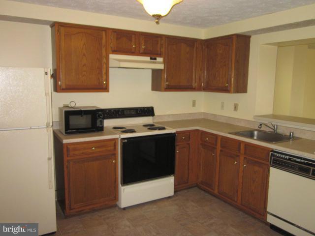 1200 Quaker Ridge Drive Arnold, MD 21012 - Photo 23 of 28 Kitchen