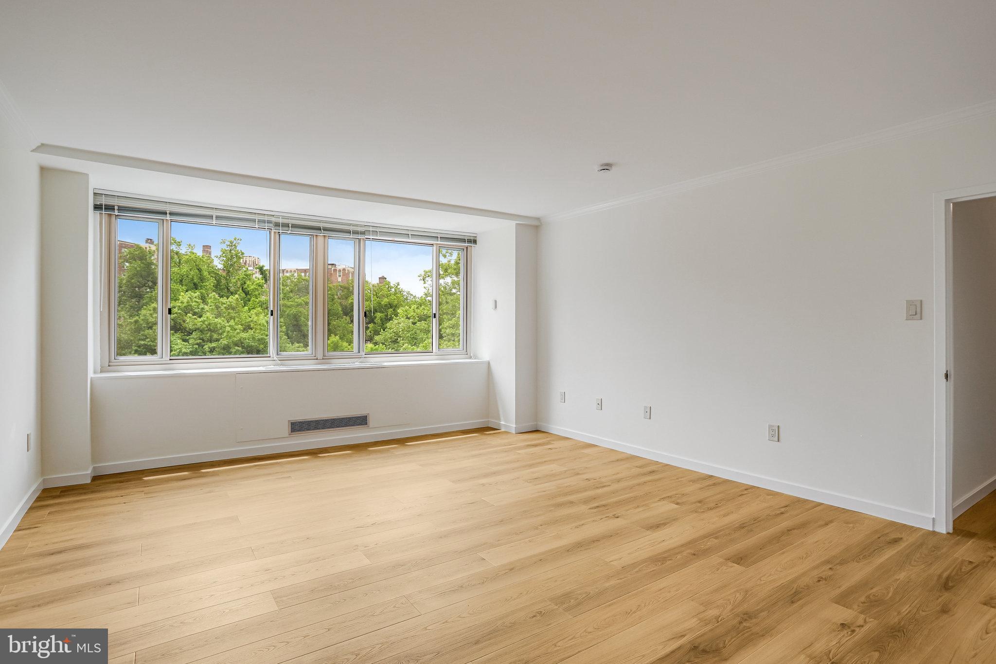4101 Cathedral Avenue Northwest, Unit 1104 Washington, DC 20016 - Photo 20 of 63 Very large and private primary bedroom w/ ensuite