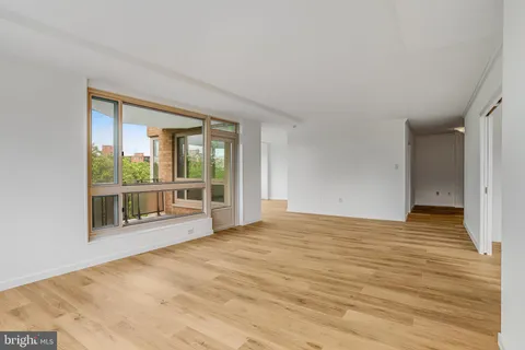 $699,000 | 4101 Cathedral Avenue Northwest, Unit 1104, Washington, DC 20016