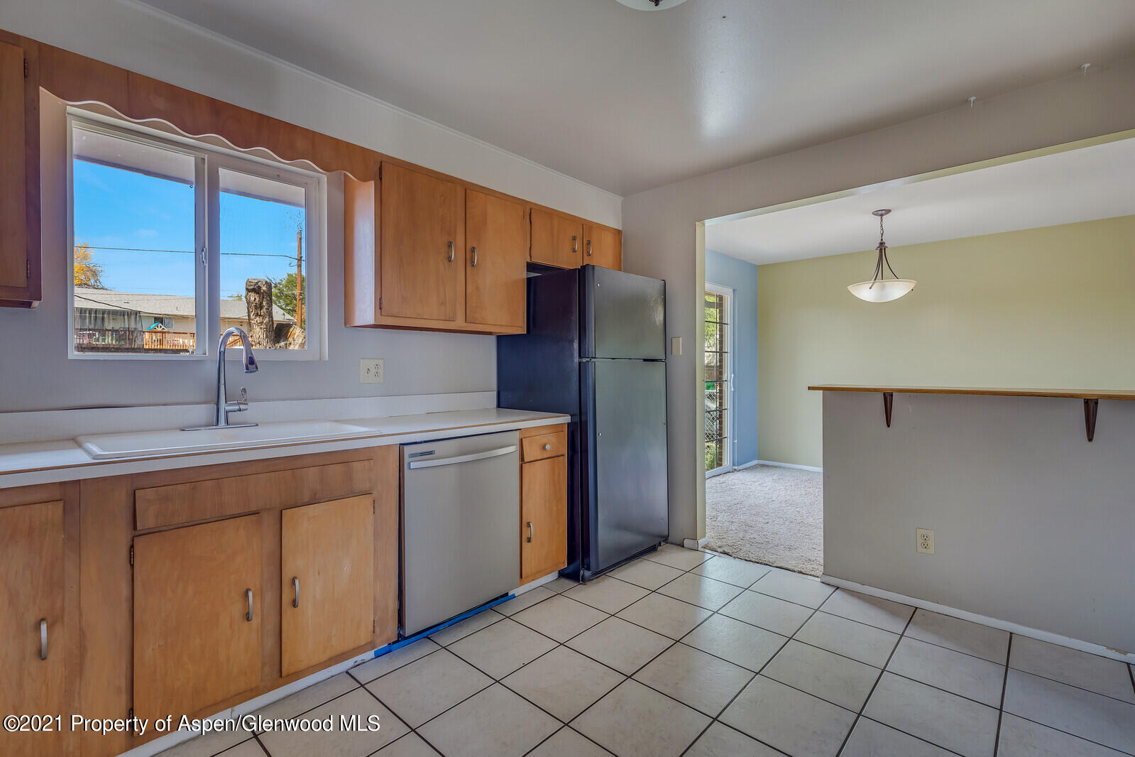 327 Ute Avenue Rifle, CO 81650 - Photo 8 of 27 09_327_ute_Ave008_mls