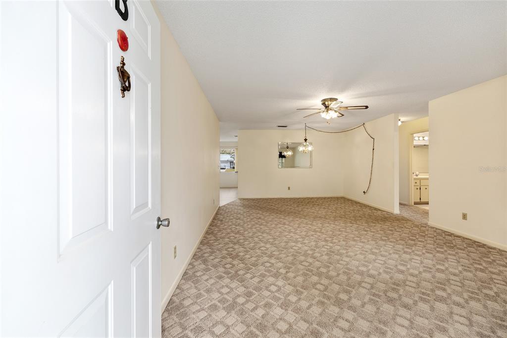 8709 Southwest 96th Street, Unit B Ocala, FL 34481 - Photo 6 of 26