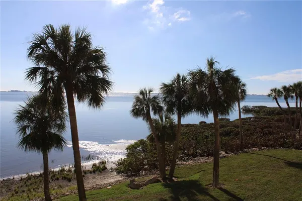 $2,495 | 6470 Mourning Dove Drive, Unit 203, Bradenton, FL 34210