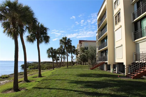 $2,495 | 6470 Mourning Dove Drive, Unit 203, Bradenton, FL 34210