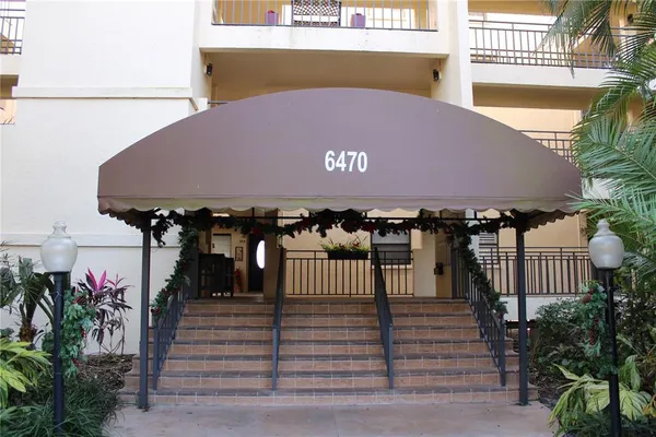 $2,495 | 6470 Mourning Dove Drive, Unit 203, Bradenton, FL 34210