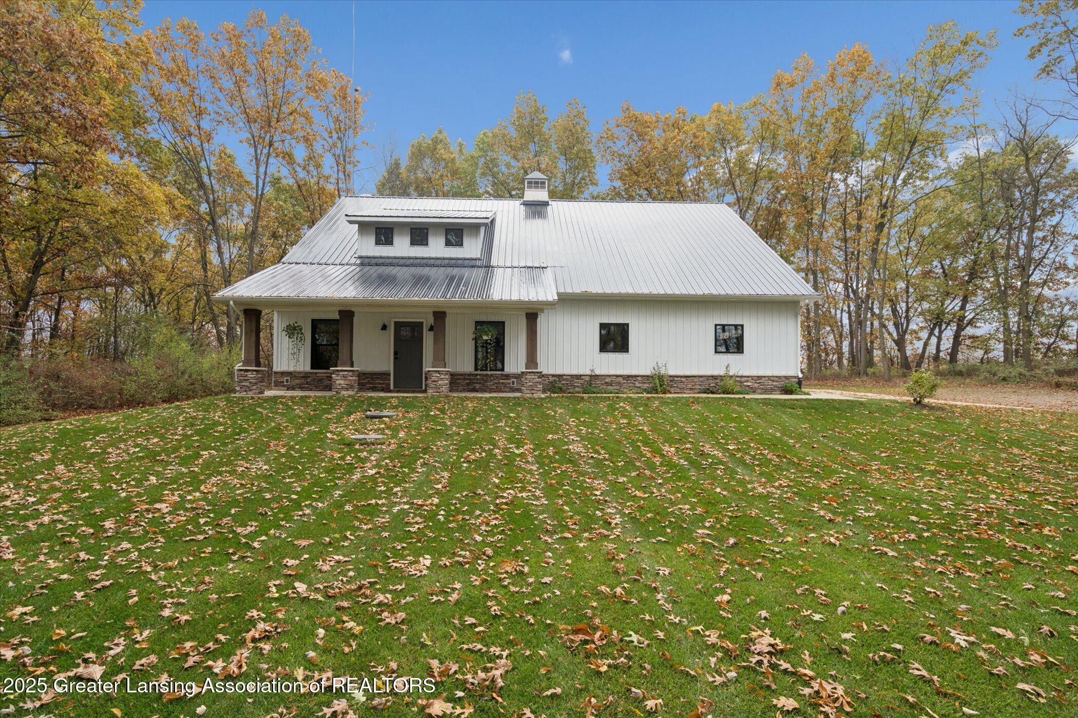 6706 East Price Road St. Johns, MI 48879 - Photo 46 of 50 03-6706-E-Price-Rd-WindowStill-Photograp
