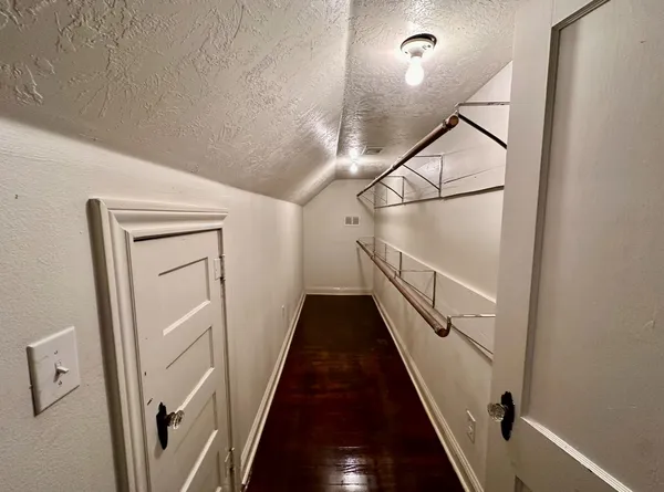 $1,675 | 212 West Hunnicutt Street, Unit 1, Baytown, TX 77520