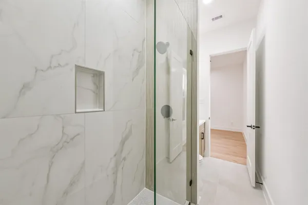 $2,950 | 3808 Ennis Street, Houston, TX 77004