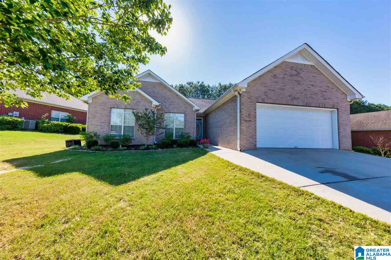166 Daventry Drive Calera, AL 35040 - Photo 3 of 33