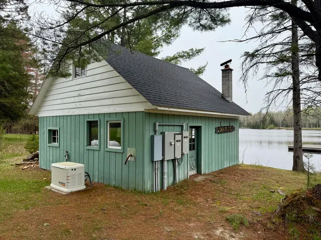 $3,400,000 | 1072 Highway 80, Kinross, MI 49752