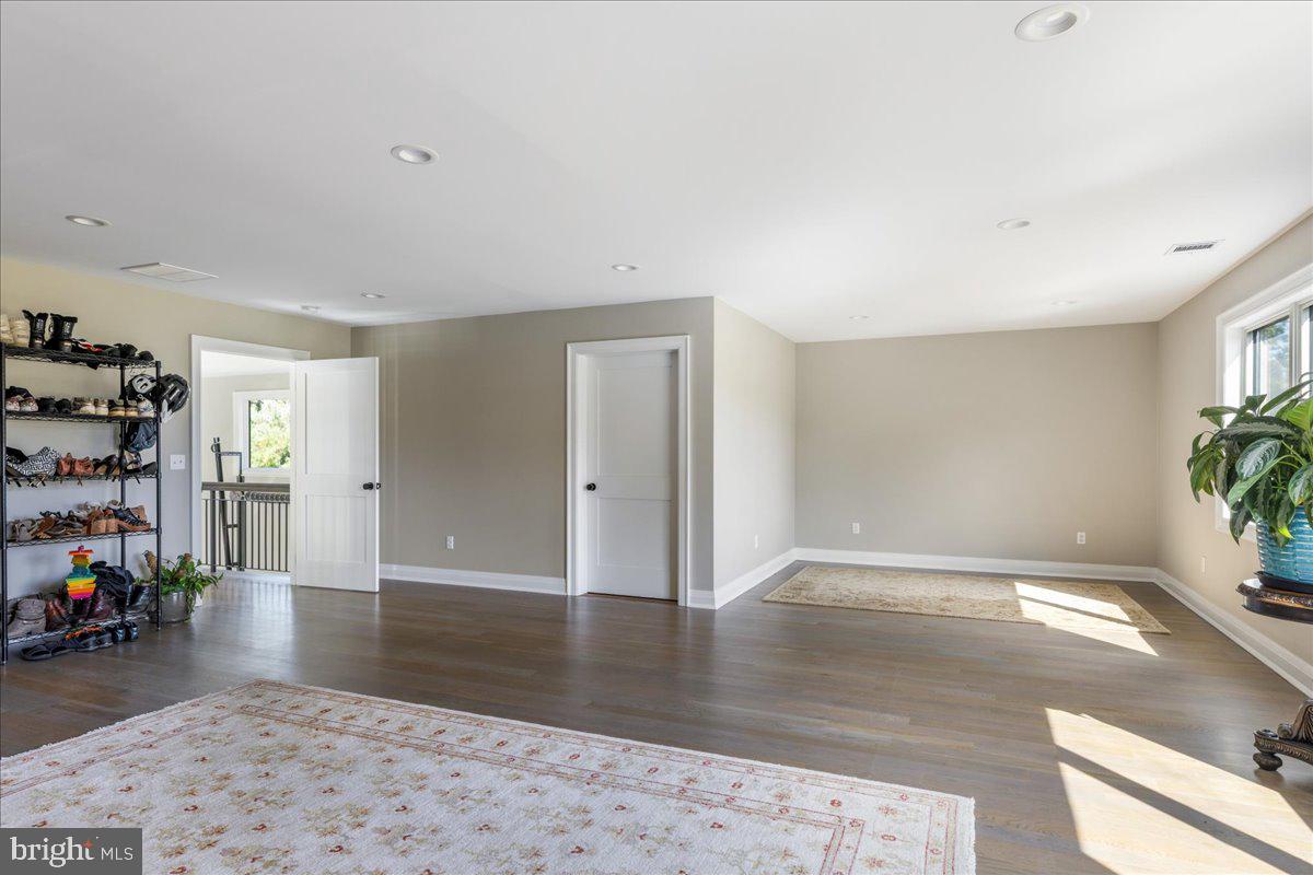 29 Tumble Falls Road Stockton, NJ 08559 - Photo 67 of 78 a view of a livingroom with wooden floor and a window