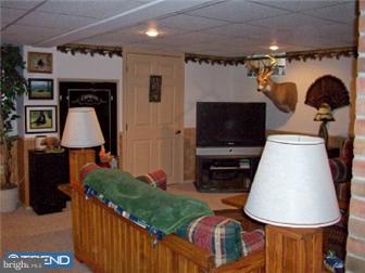 437 Morrison Road Reading, PA 19601 - Photo 6 of 10