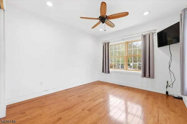 $450,000 | 4 Tote Road, Andover, NJ 07821