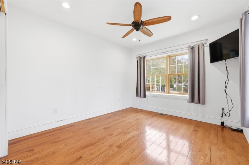 4 Tote Road Andover, NJ 07821 - Photo 13 of 30