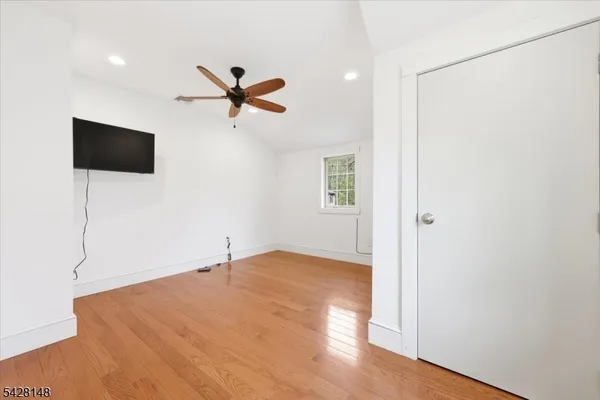 $450,000 | 4 Tote Road, Andover, NJ 07821