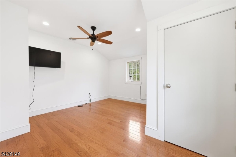 4 Tote Road Andover, NJ 07821 - Photo 16 of 30
