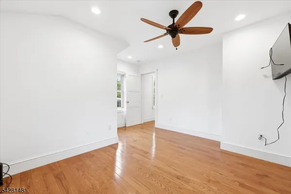 $450,000 | 4 Tote Road, Andover, NJ 07821