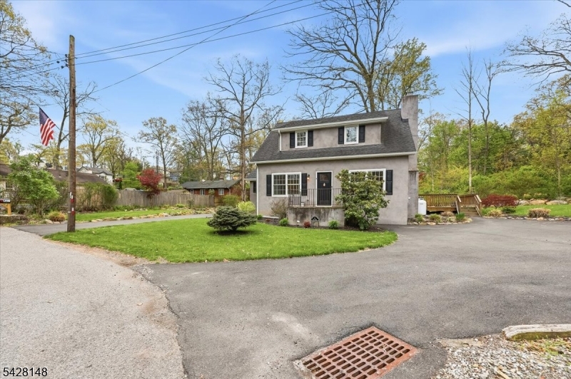 4 Tote Road Andover, NJ 07821 - Photo 2 of 30