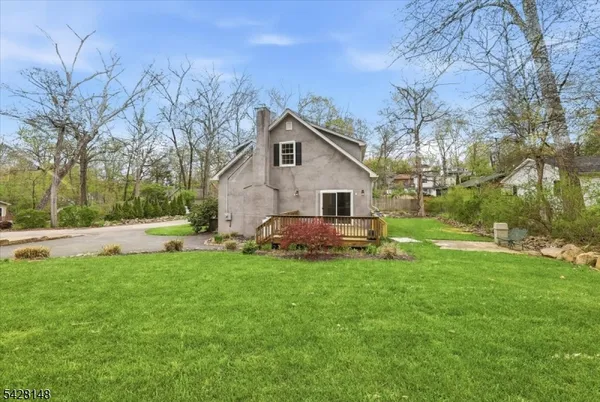 $450,000 | 4 Tote Road, Andover, NJ 07821