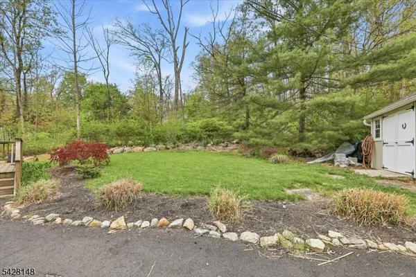 $450,000 | 4 Tote Road, Andover, NJ 07821