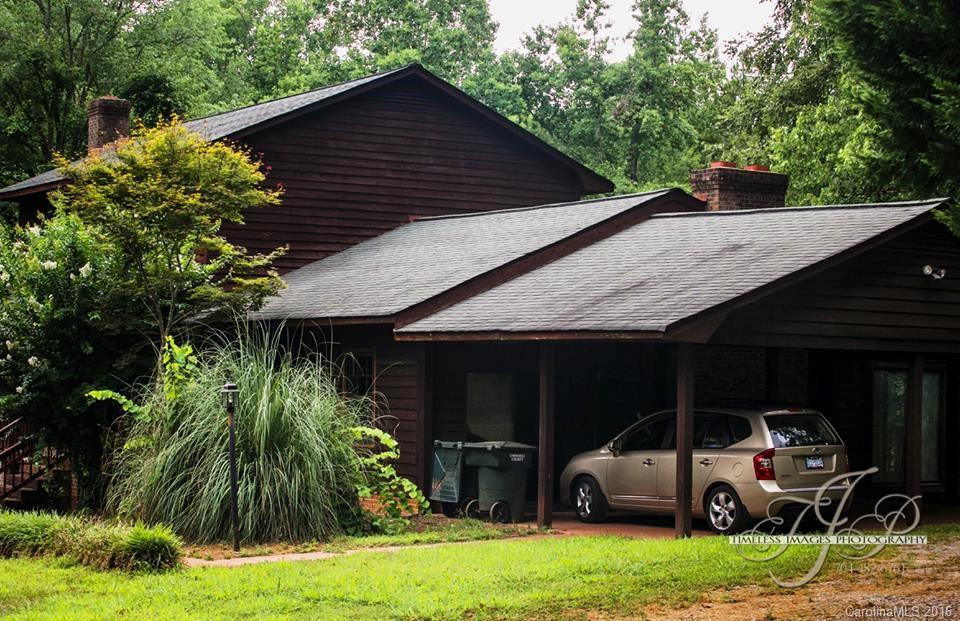 252 Oak Grove Road Blacksburg, SC 29702 - Photo 2 of 20