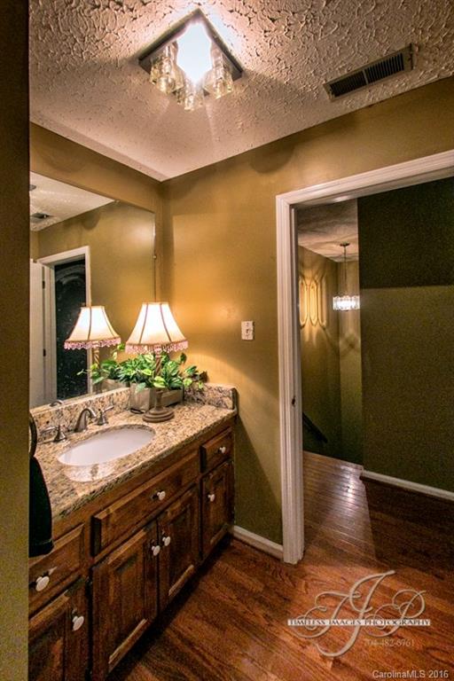 252 Oak Grove Road Blacksburg, SC 29702 - Photo 11 of 20