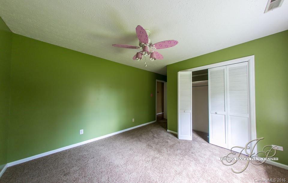 252 Oak Grove Road Blacksburg, SC 29702 - Photo 5 of 20