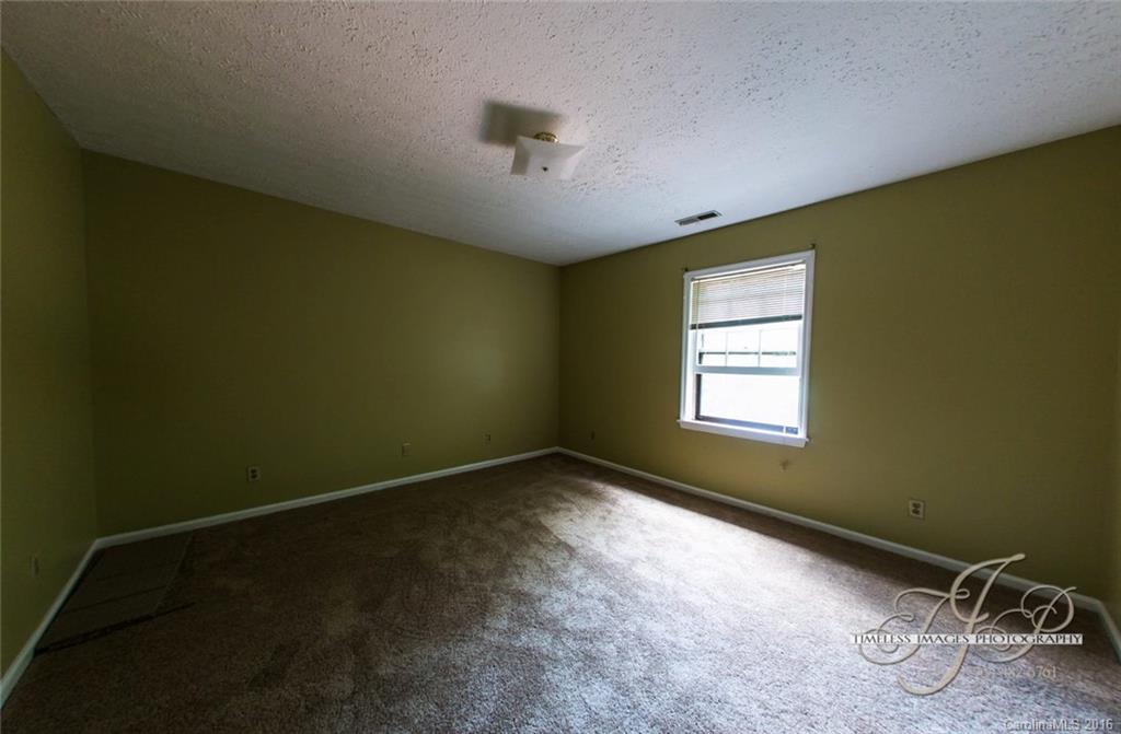252 Oak Grove Road Blacksburg, SC 29702 - Photo 8 of 20