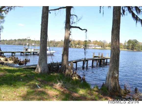 2359 Chinquapin Road New Bern, NC 28562 - Photo 1 of 7 Primary Photo